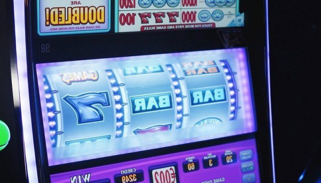 Menghasilkan Banyak Uang dengan Mesin Slot Gratis